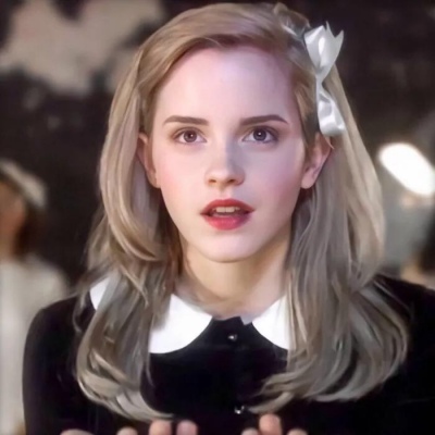 向出轨丈夫道歉后续：丑事已传到国外